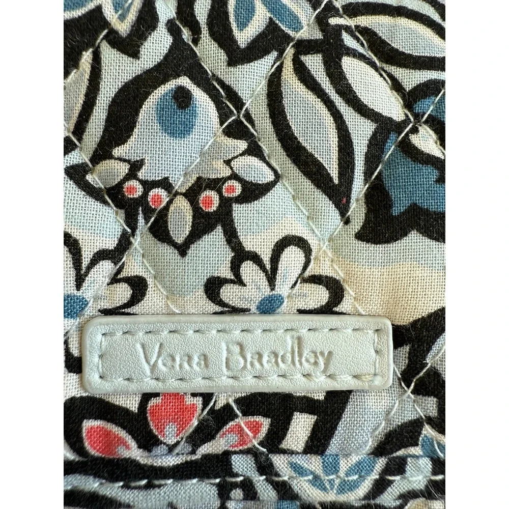 #P- 005- Vera Bradley Blue White Floral Medallion Quilted Wallet 27589-V76